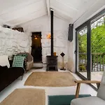 Whome Riverfront Retreat With Exclusive Waterfall Views * Baião