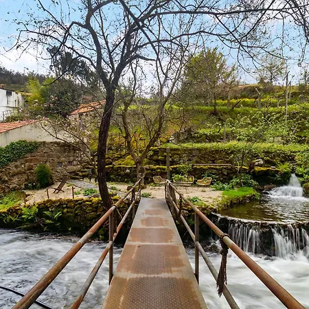 Domek alpejski Whome Riverfront Retreat With Exclusive Waterfall Views *