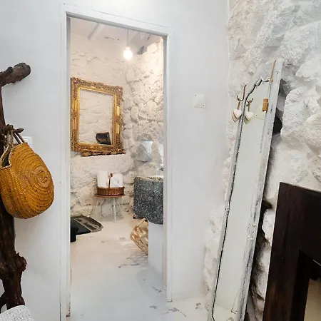 Chalet Whome Riverfront Retreat With Exclusive Waterfall Views *