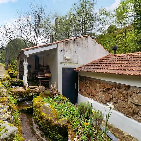 Alpesi faház Whome Riverfront Retreat With Exclusive Waterfall Views Baião