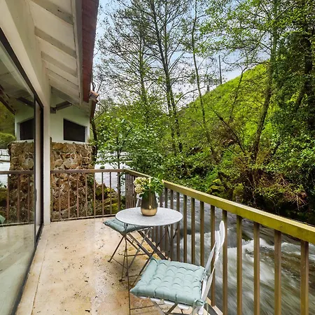 Whome Riverfront Retreat With Exclusive Waterfall Views Domek alpejski Baião