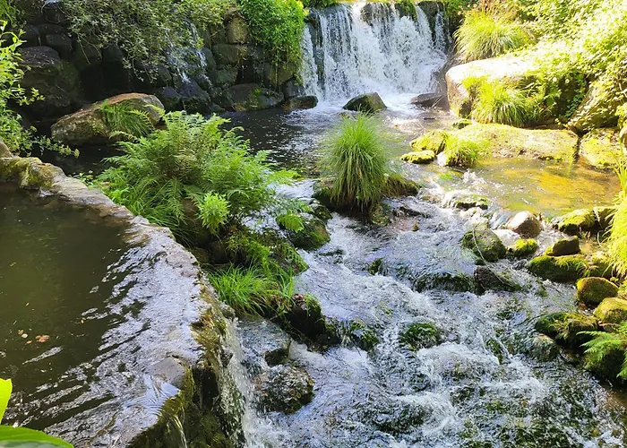 Whome Riverfront Retreat With Exclusive Waterfall Views *