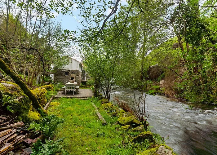 Chalet Whome Riverfront Retreat With Exclusive Waterfall Views Baião